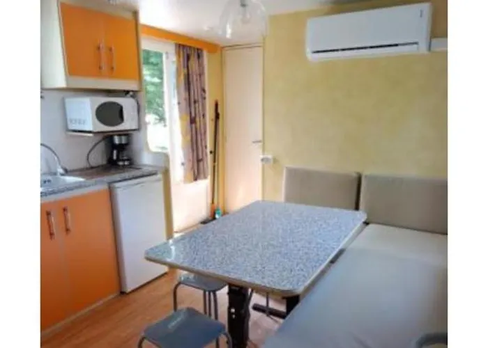 Mobil-home Familial Lozere * Banassac